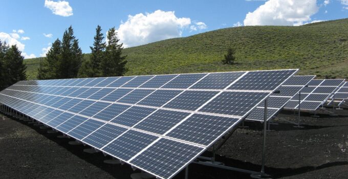 How Do Solar Panels Help the Environment?
